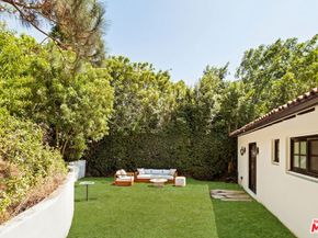 1132 Chantilly Road, Los Angeles CA 90077