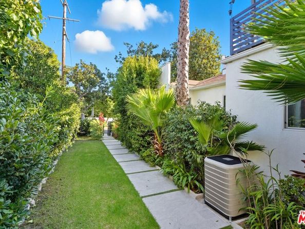 10915 Ayres Avenue, Los Angeles CA 90064