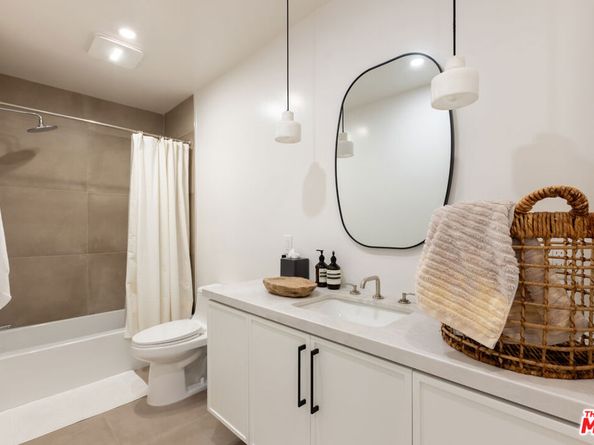 1351 N Crescent Heights Boulevard 316, West Hollywood CA 90046