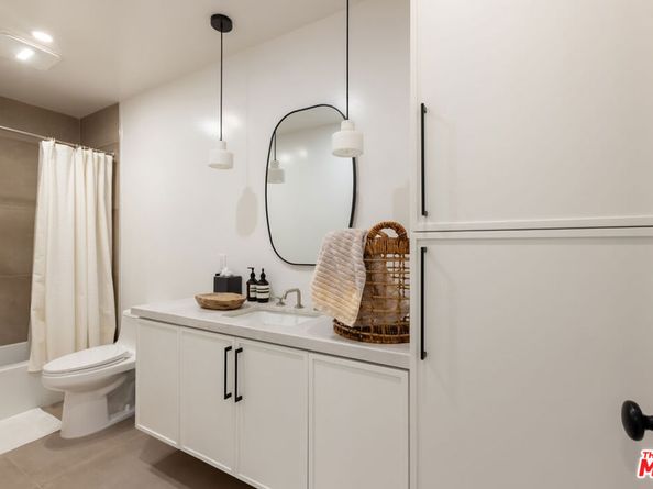 1351 N Crescent Heights Boulevard 316, West Hollywood CA 90046