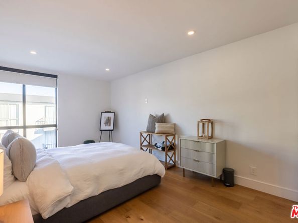 1351 N Crescent Heights Boulevard 316, West Hollywood CA 90046