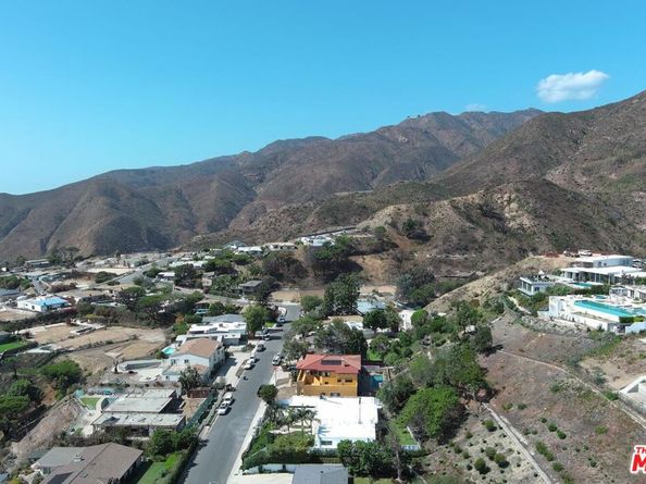 18073 Sandy Cape Drive, Pacific Palisades CA 90272
