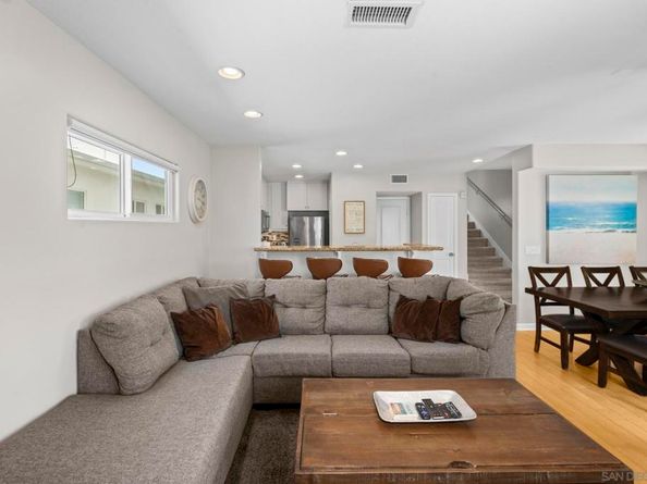 735 Jersey Court, San Diego CA 92109