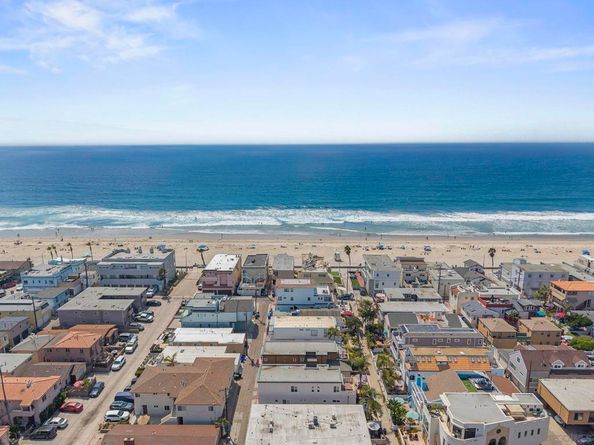 735 Jersey Court, San Diego CA 92109