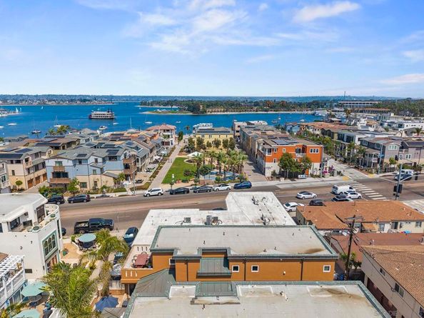 735 Jersey Court, San Diego CA 92109