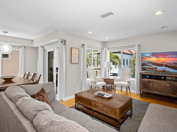 735 Jersey Court, San Diego CA 92109