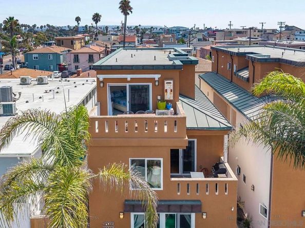 735 Jersey Court, San Diego CA 92109