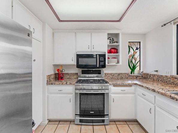 1109 Hilo Gln, Escondido CA 92026