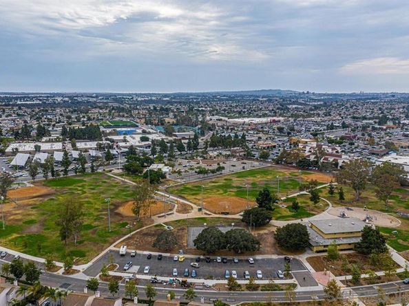 8644 New Salem St 6, San Diego CA 92126