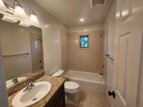 2265 Manchester, Cardiff By The Sea CA 92007