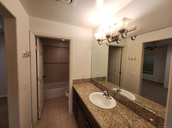 2265 Manchester, Cardiff By The Sea CA 92007