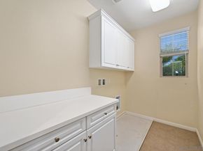 15929 Parkview Loop, San Diego CA 92127