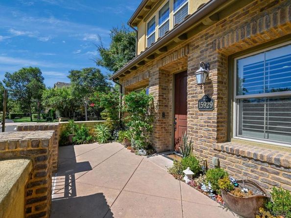 15929 Parkview Loop, San Diego CA 92127