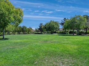 15929 Parkview Loop, San Diego CA 92127