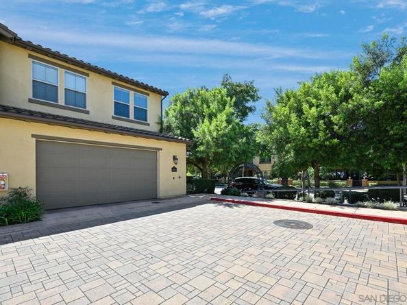 15929 Parkview Loop, San Diego CA 92127