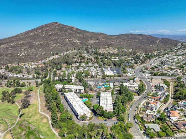 7835 Cowles Mountain Ct B6, San Diego CA 92119