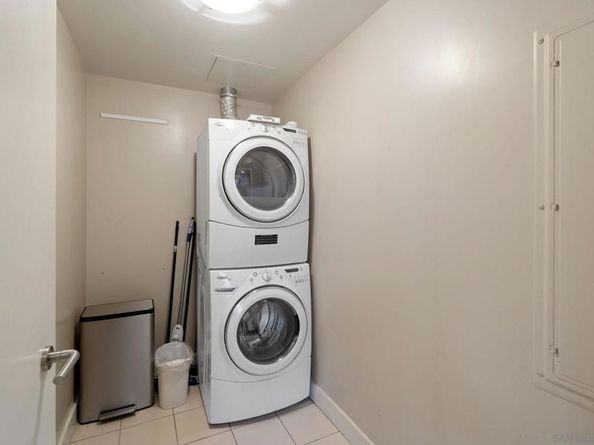 1325 Pacific Hwy 1304, San Diego CA 92101