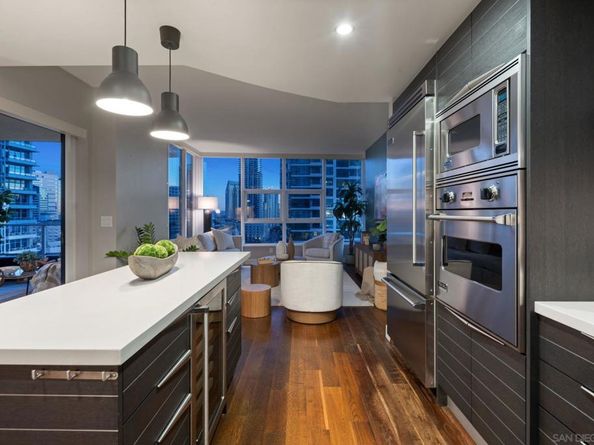 1325 Pacific Hwy 1304, San Diego CA 92101