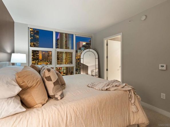 1325 Pacific Hwy 1304, San Diego CA 92101