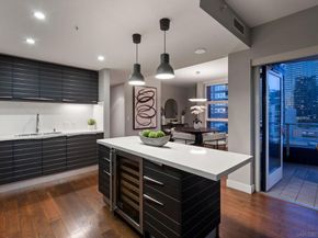 1325 Pacific Hwy 1304, San Diego CA 92101