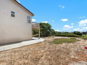 408 Shadow Tree Dr, Oceanside CA 92058