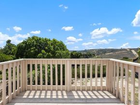 408 Shadow Tree Dr, Oceanside CA 92058
