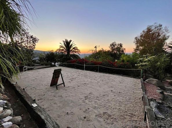 5346 Grandridge Rd, El Cajon CA 92020