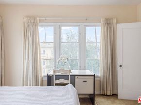 1966 N Van Ness Avenue, Los Angeles CA 90068