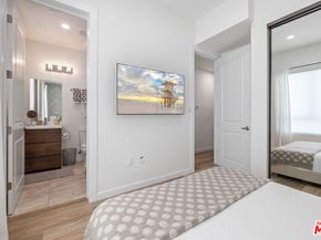 5961 Fountain Avenue, Los Angeles CA 90028