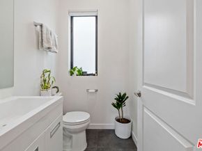 5961 Fountain Avenue, Los Angeles CA 90028