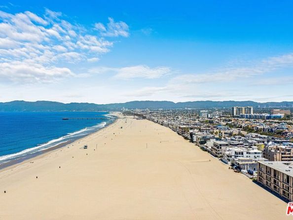 737 Pier Avenue 1, Santa Monica CA 90405