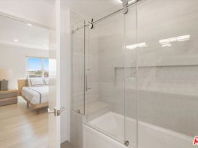 737 Pier Avenue 1, Santa Monica CA 90405
