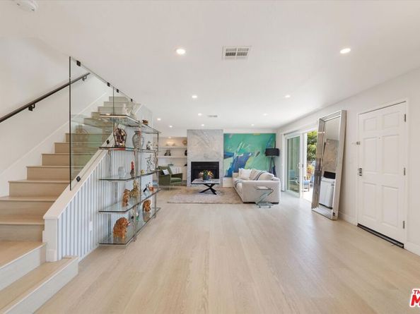 737 Pier Avenue 1, Santa Monica CA 90405