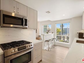 737 Pier Avenue 1, Santa Monica CA 90405