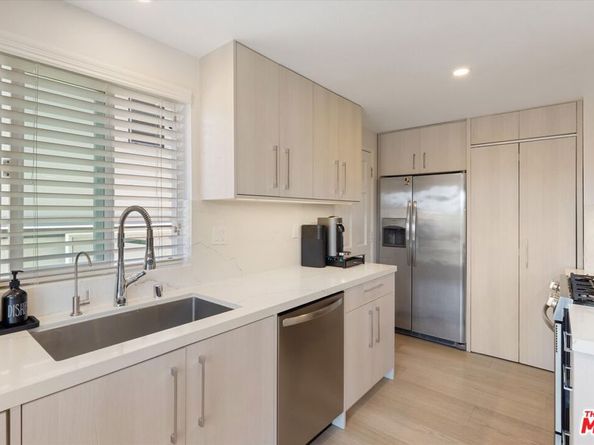 737 Pier Avenue 1, Santa Monica CA 90405