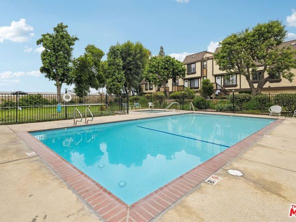 11300 Foothill Boulevard 30, Sylmar CA 91342