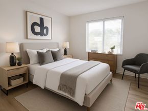 82 Eagle 43, Irvine CA 92604