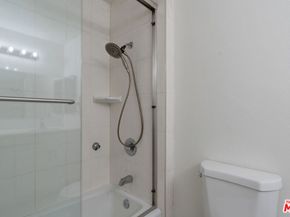 46 Eagle, Irvine CA 92604