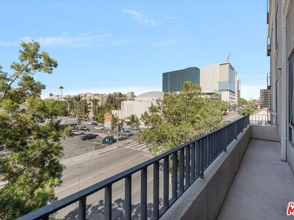 625 S Berendo Street 212, Los Angeles CA 90005