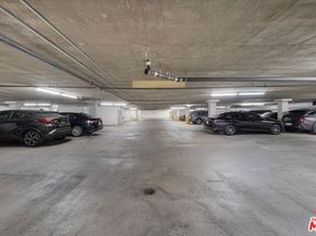 625 S Berendo Street 212, Los Angeles CA 90005