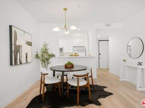 625 S Berendo Street 212, Los Angeles CA 90005