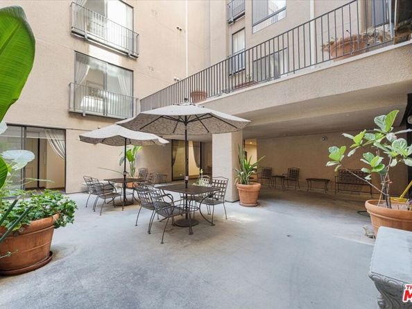 625 S Berendo Street 212, Los Angeles CA 90005