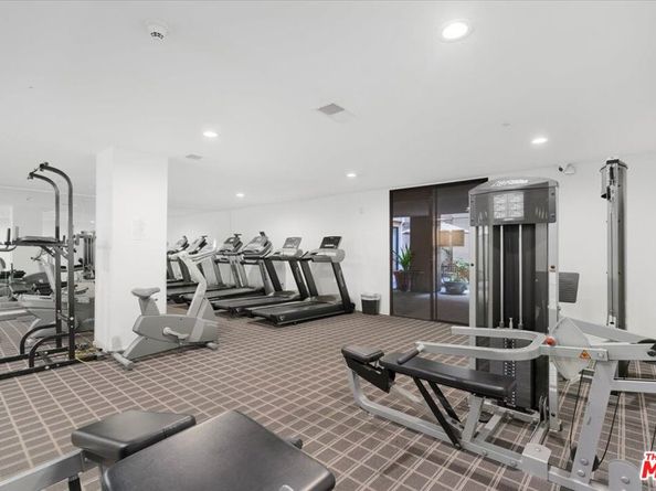 625 S Berendo Street 212, Los Angeles CA 90005