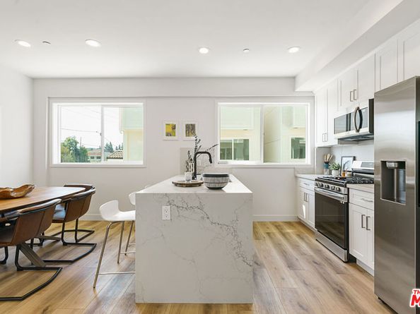 14651 W Sara Lane, Panorama City CA 91402
