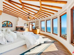 4240 Avenida De La Encinal, Malibu CA 90265