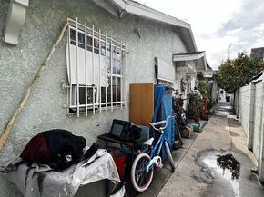 315 W 47th Street, Los Angeles CA 90037