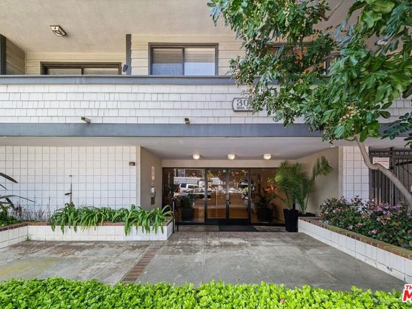 306 Bora Bora Way 206, Marina Del Rey CA 90292