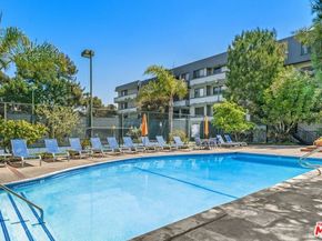 306 Bora Bora Way 206, Marina Del Rey CA 90292