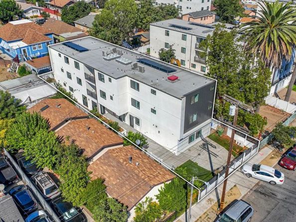 1597 W 37th Street, Los Angeles CA 90018