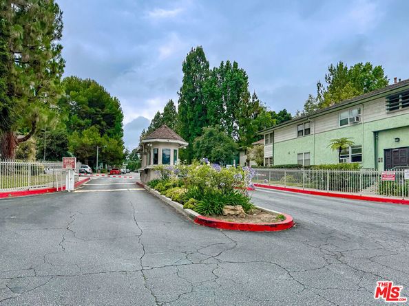 5827 Bowcroft Street 2, Los Angeles CA 90016